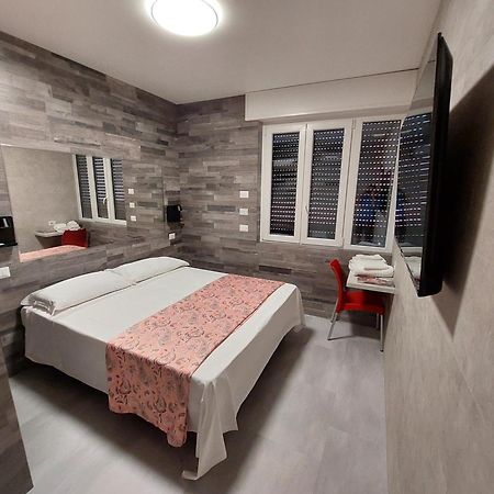 Hotel Pontenuovo Merone Eksteriør bilde