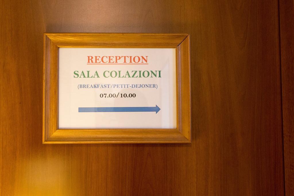 Hotel Pontenuovo Merone Eksteriør bilde