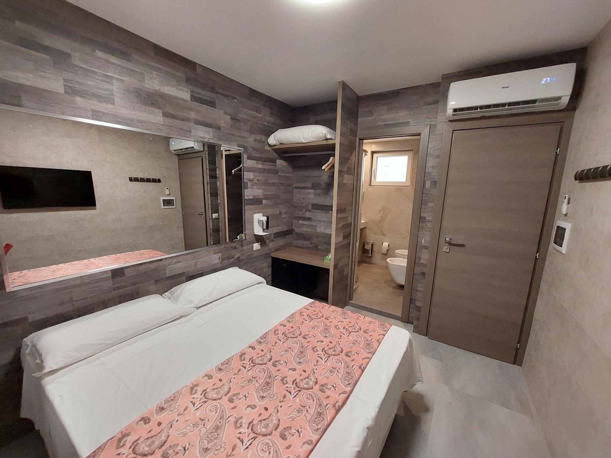 Hotel Pontenuovo Merone Eksteriør bilde