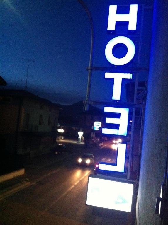 Hotel Pontenuovo Merone Eksteriør bilde